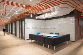 高档网络游戏公司装修图片