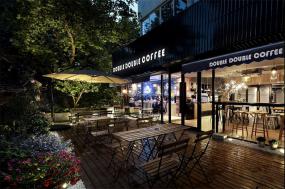 最新蛋糕甜品店装饰效果图