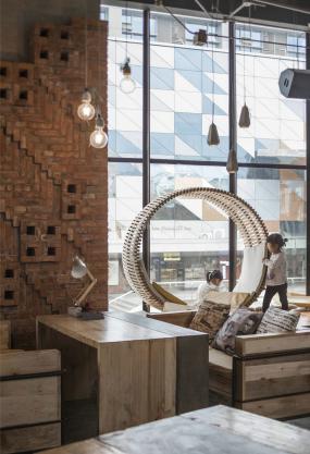 复古咖啡厅装修设计效果图片