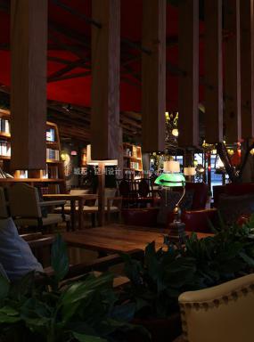 连锁咖啡厅装修实物图片