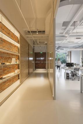 网络游戏工作室装修设计效果图