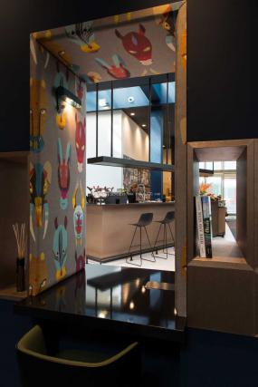 极简办公室装修图片