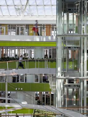 低调奢华办公室设计装饰图