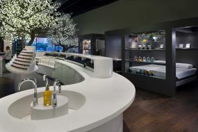 化妆品店装修设计效果图片