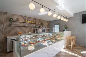 高档甜品店装修图片