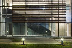 企业总部办公室装饰效果图片