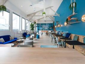 现代简约风格15平米办公室装修图片