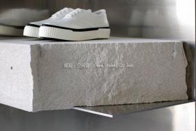 简约风格服装店设计装饰效果图片