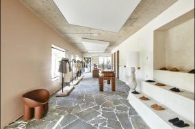 简约风格专卖店装修设计效果图