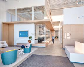 商业成熟风格办公室装修实物图片