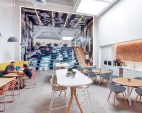 简单大气风格办公室装修设计效果图