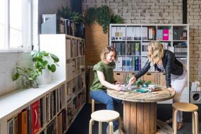 办公室最新室内装修设计效果图片