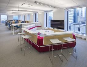 最新100平米办公室吊顶装修效果图