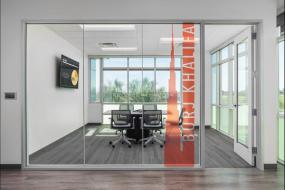 小办公室吊顶现代设计装修图片