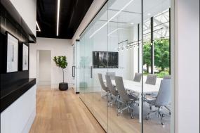 企业办公室吊顶装修设计