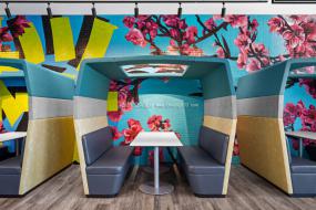 简约现代小办公室吊顶设计装修效果图片