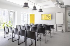 国外办公室吊顶设计装修效果图片