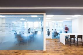 办公室集成吊顶装修效果图