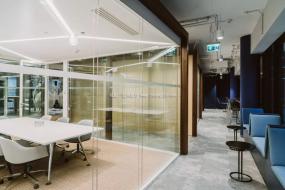 上海专业办公室吊灯装修效果图片2018