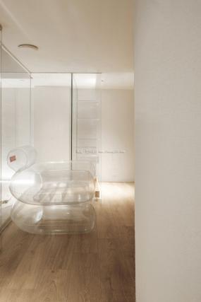 小型简约员工办公室摆设装修图片