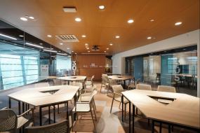 专业办公室室内电脑桌装修效果图片2018