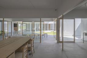 现代简约办公室风格办公桌椅装修效果图片