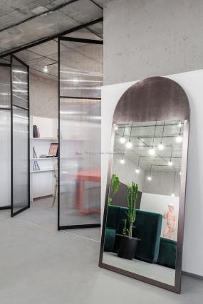 小型办公室简单装修案例