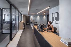 200平办公室简约布局