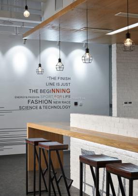 办公室条纹壁纸装修效果图片