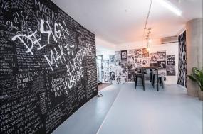 时尚办公室室内装修效果图欣赏