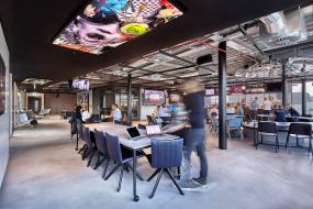 时尚办公室过道装饰设计效果图