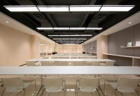 最新办公室布局图效果图