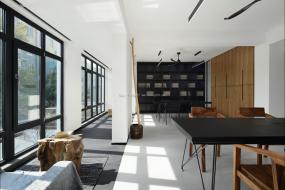 最新办公室设计效果图片案例