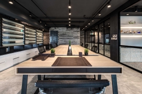 工业风办公室顶棚设计