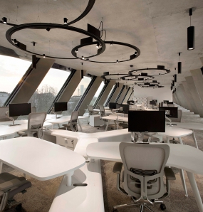 工业风开敞式办公区装修图片