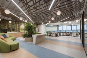 工业风办公空间设计案例图片