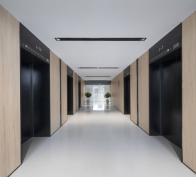 上海loft工业风办公室装修效果图片