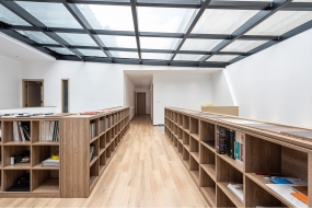 生物公司办公室设计图