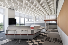 地产营销公司办公室设计图