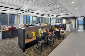 极简老总办公室装修图