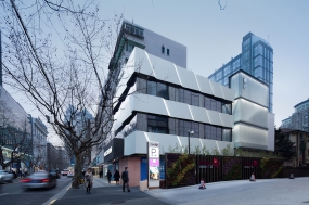 高端大气白领办公室装修图片