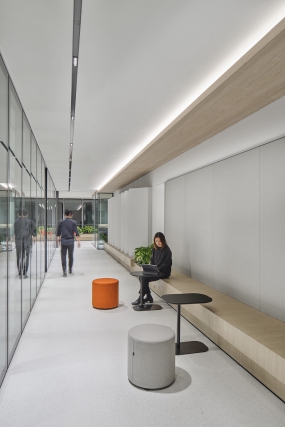 原木风格办公装修效果图