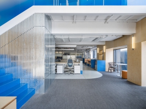 简易办公室装修装饰工程图