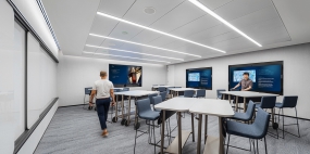 投资金融公司办公室装修图