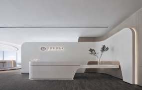 白色办公室装修风格效果图