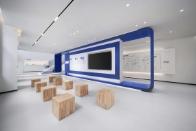 金融类公司办公室装修图