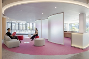 温馨风办公室装修图片