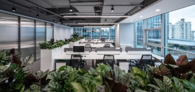 装修高大上的办公室图