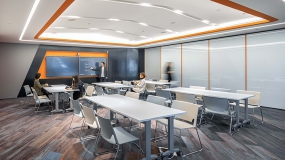 160平方复式办公室装修图