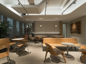 长方形办公室装修效果